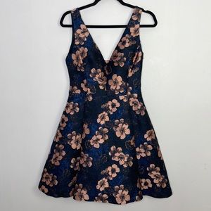 Betsey Johnson jacquard metallic floral cocktail dress